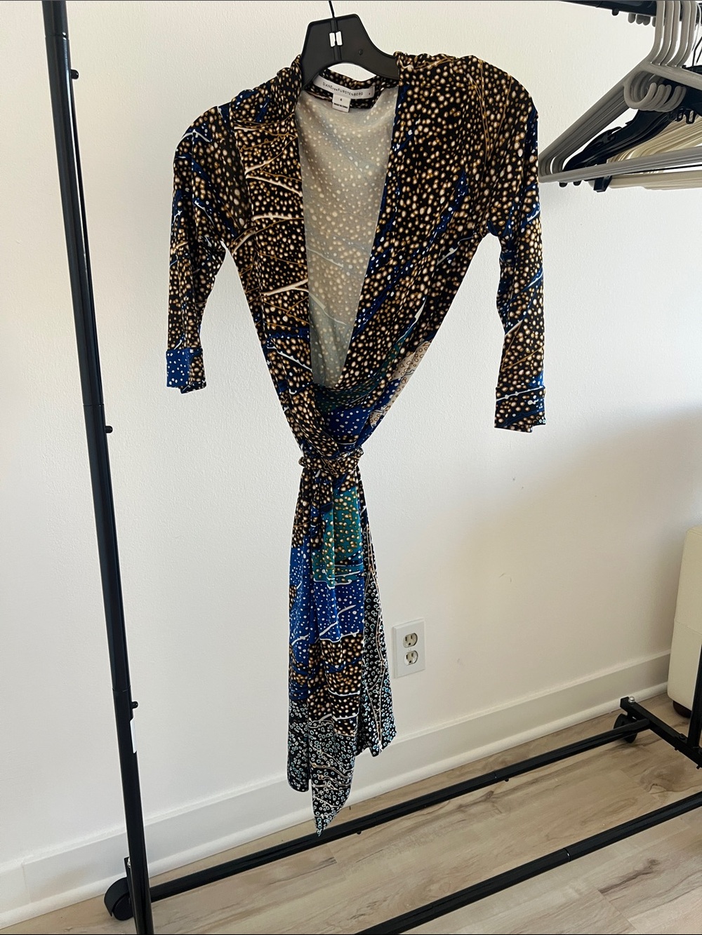 Diane Von Furstenberg Blue and Black Printed Long-Sleeve Wrap Dress